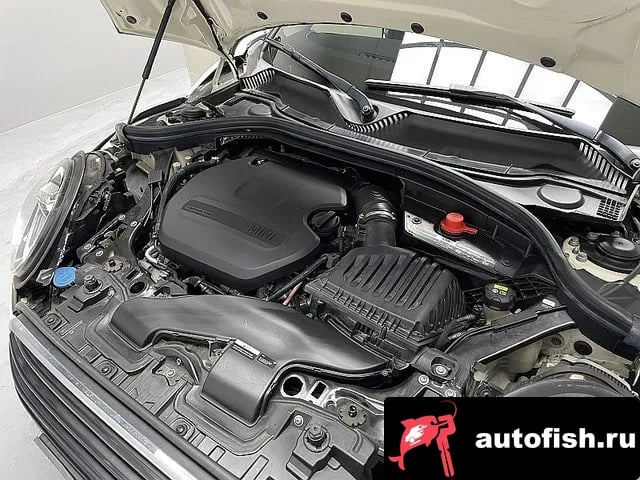 Mini Clubman Cooper D Clubman 2020 года - вид 6