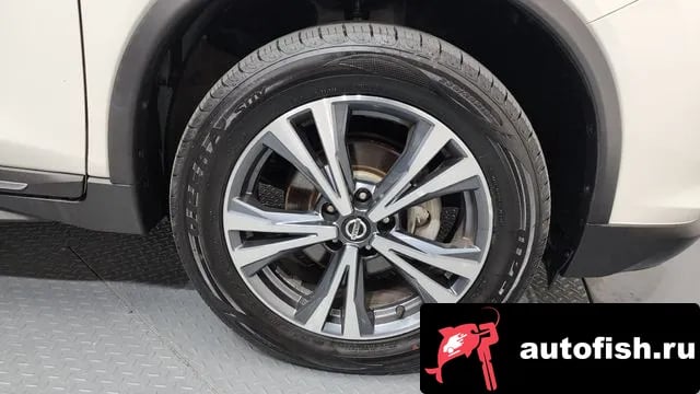 Nissan X-Trail Xtrail 2018 года - вид 5