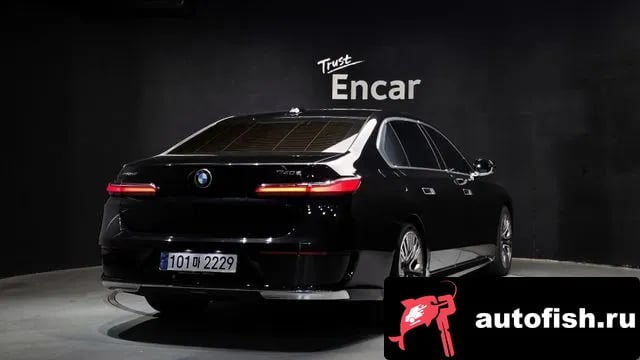 BMW 7-Series 7 Series (G70) 2023 года - вид 2