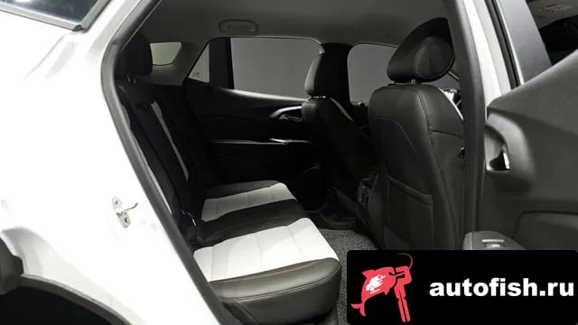 Chevrolet (GM Daewoo) Trax Trax Crossover 2024 года - похожие автомобили