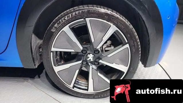 Peugeot 208 e-208 second Generation 2022 года - вид 5