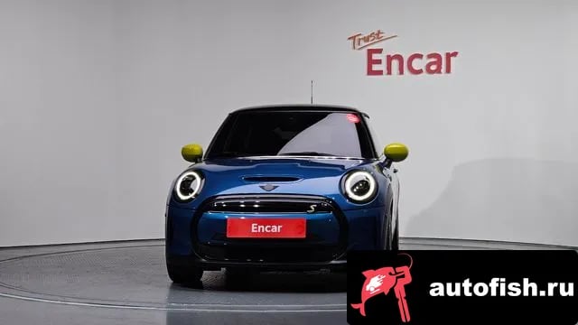 Mini Cooper Cooper Electric 2023 года - вид 3
