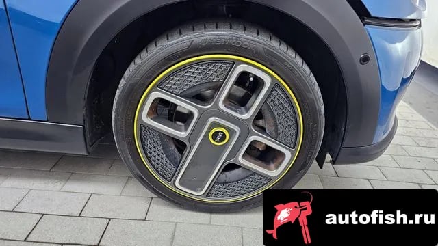 Mini Cooper Cooper Electric 2023 года - вид 5