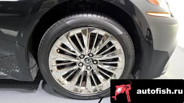 Lexus LS LS500h 5th generation 2020 года - вид 5