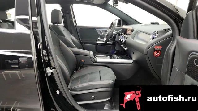 Mercedes-Benz GLA-Class GLA - Class H247 2025 года - похожие автомобили