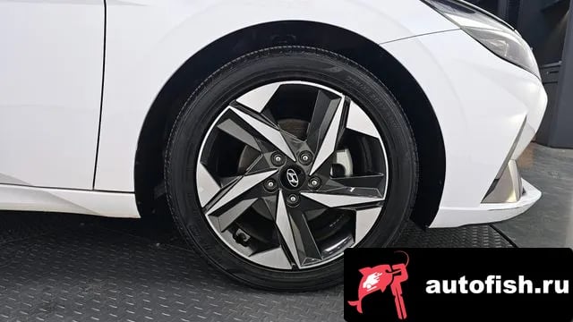 Hyundai AVANTE Avante (CN7) 2021 года - вид 5