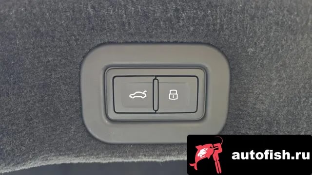 Bentley Flying Spur Flying Spur 3rd Generation 2024 года - похожие автомобили