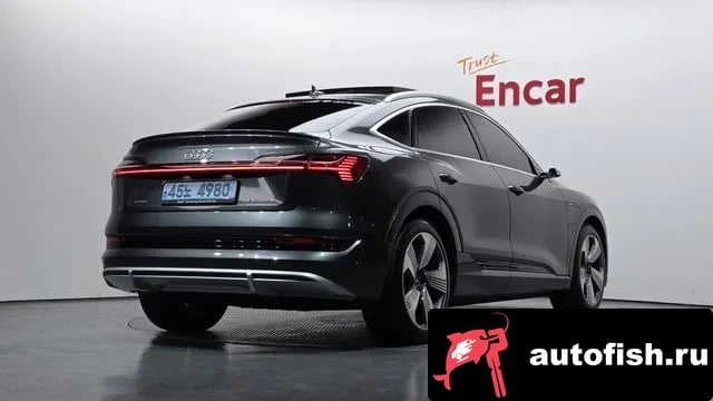 Audi e-tron e-Tron 2022 года - вид 2