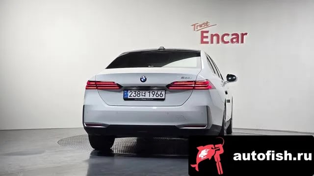 BMW 5-Series 5 Series (G60) 2025 года - вид 4