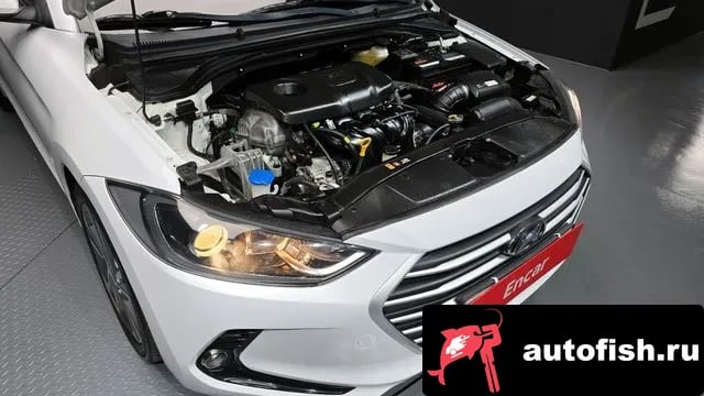 Hyundai AVANTE Avante AD 2018 года - вид 6