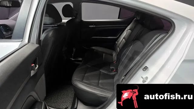 Hyundai AVANTE Avante AD 2018 года - похожие автомобили