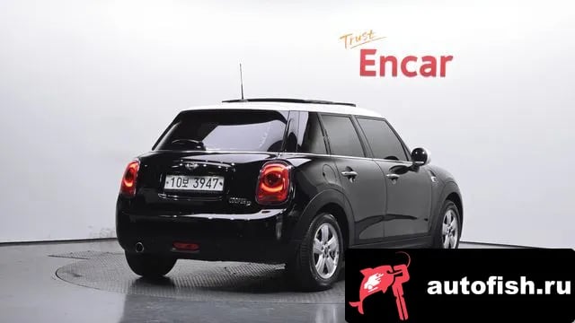 Mini Cooper Cooper D 2018 года - вид 2