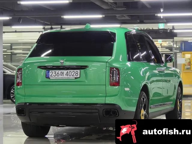 Rolls-Royce Cullinan Cullinan 2023 года - вид 3