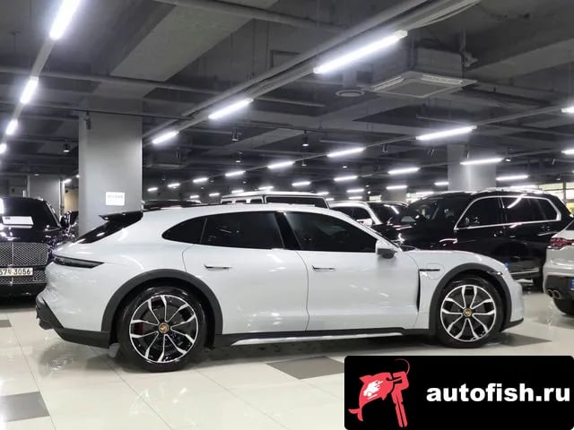 Porsche Taycan Taikan 2023 года - вид 2