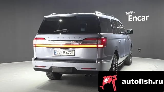 Lincoln Navigator Navigator 4th generation 2021 года - вид 2