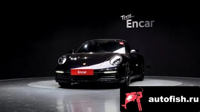 Porsche 911 911 (992) 2021 года - вид 3