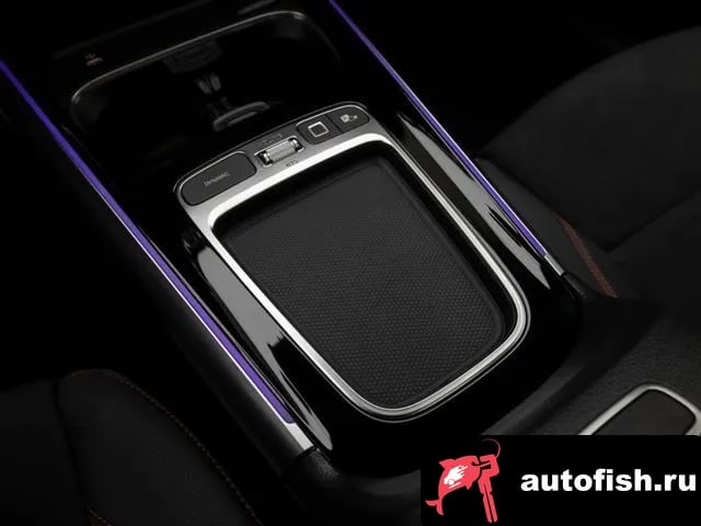 Mercedes-Benz GLA-Class GLA - Class H247 2025 года - похожие автомобили