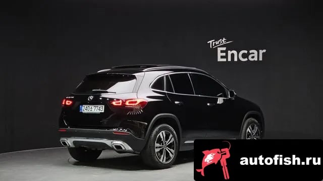 Mercedes-Benz GLA-Class GLA - Class H247 2021 года - вид 2