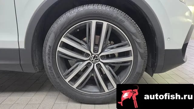 Volkswagen Tiguan Tiguan second Generation 2022 года - вид 5