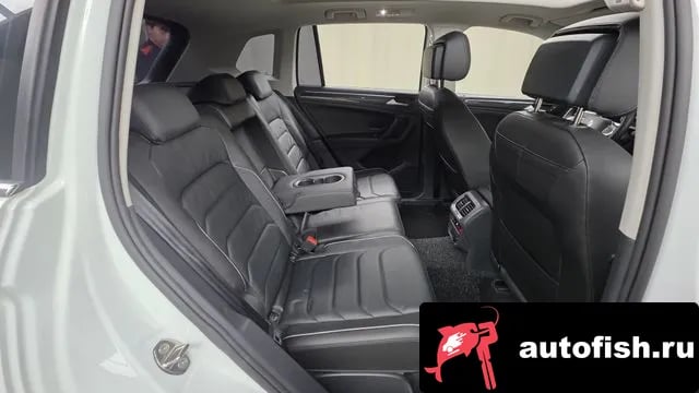 Volkswagen Tiguan Tiguan second Generation 2022 года - похожие автомобили