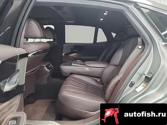 Lexus LS LS500 5th generation 2019 года - похожие автомобили