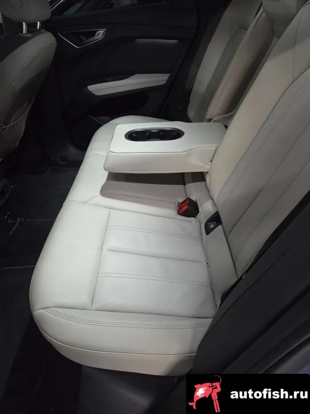 Audi Q4 e-tron Q4 e-Tron (F4) 2022 года - вид 5