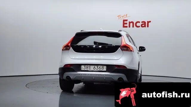 Volvo V40 V40 Cross-Country 2018 года - вид 4