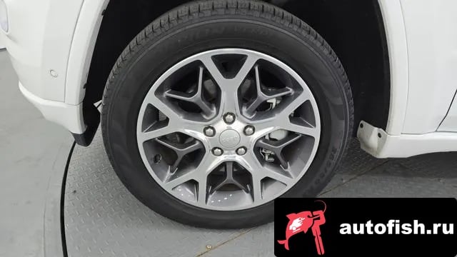 Jeep Cherokee Grand Cherokee 2021 года - вид 5