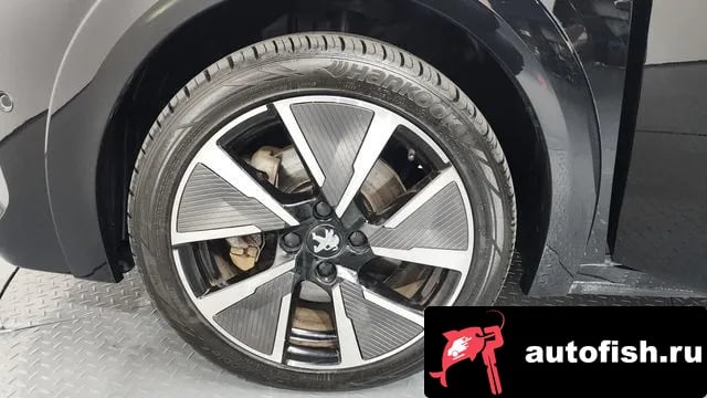 Peugeot 208 e-208 second Generation 2021 года - вид 5