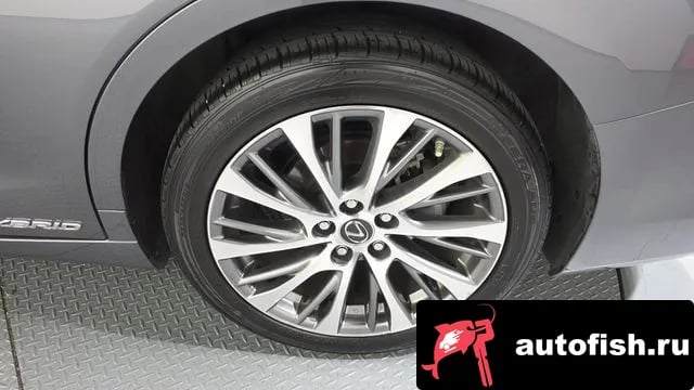 Lexus ES ES300h 7th generation 2018 года - вид 5