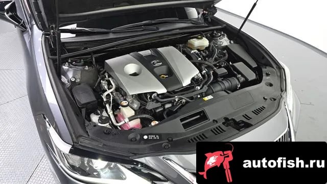 Lexus ES ES300h 7th generation 2018 года - вид 6