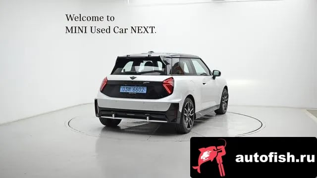 Mini Cooper Cooper Electric 4th Generation 2025 года - вид 2