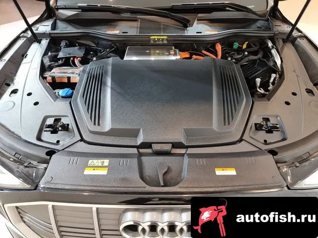 Audi e-tron e-Tron 2021 года - вид 6