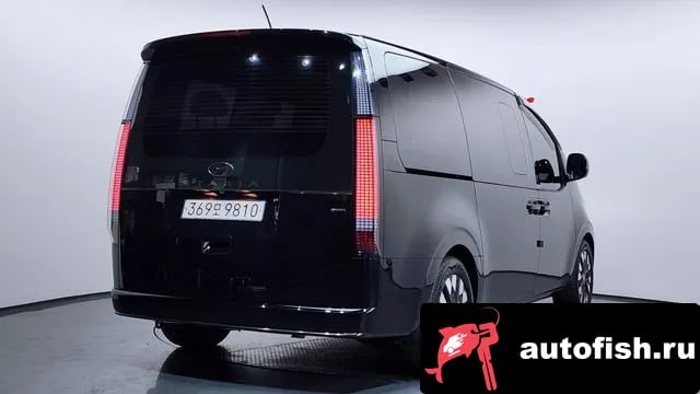 Hyundai Staria Staria 2022 года - вид 2
