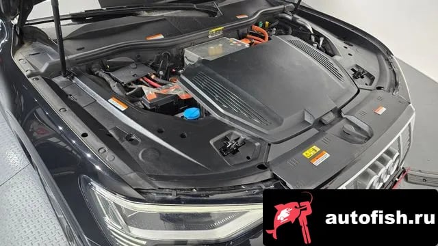 Audi e-tron e-Tron 2021 года - вид 6