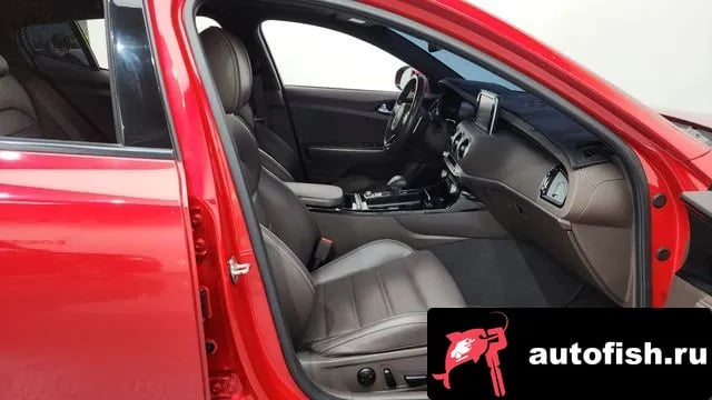 Kia Stinger Stinger 2017 года - похожие автомобили