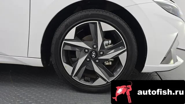 Hyundai AVANTE Avante (CN7) 2022 года - вид 5