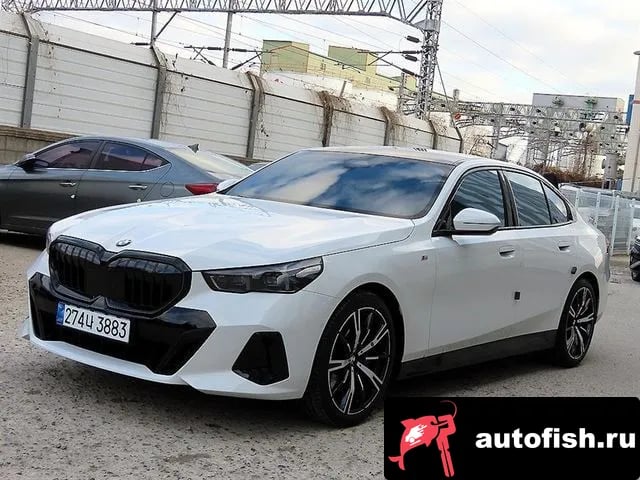 BMW 5-Series 5 Series (G60) 2025 года - похожие автомобили