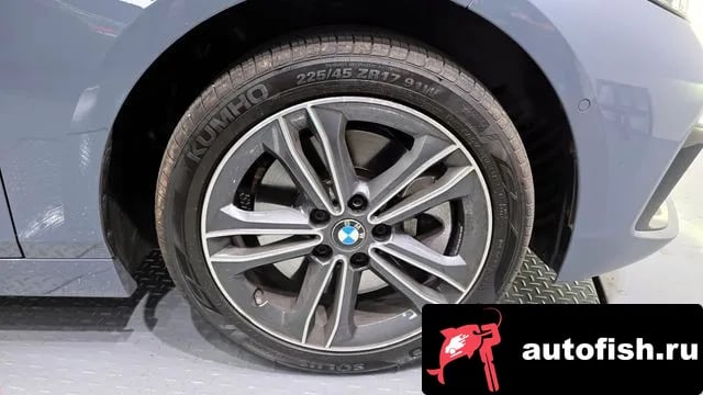 BMW 1-Series 1 Series (F40) 2021 года - вид 5