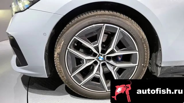 BMW 5-Series 5 Series (G60) 2025 года - вид 5