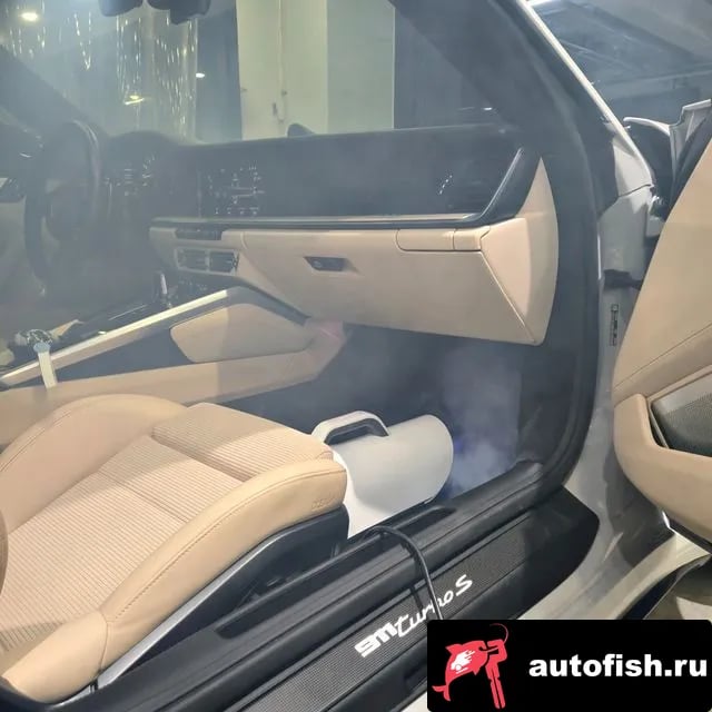 Porsche 911 911 (992) 2021 года - вид 2