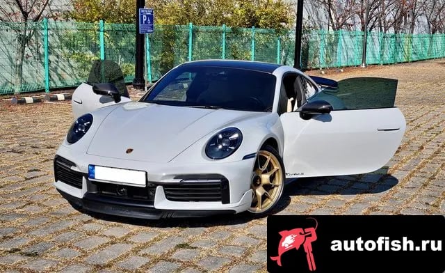Porsche 911 911 (992) 2021 года - вид 4