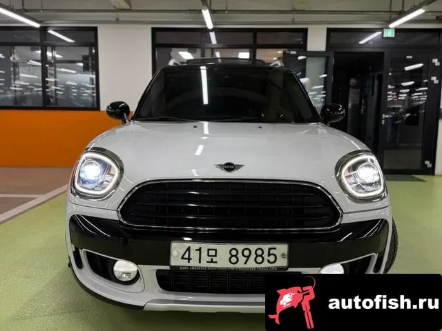Mini Countryman Cooper Country Man 2018 года - вид 2