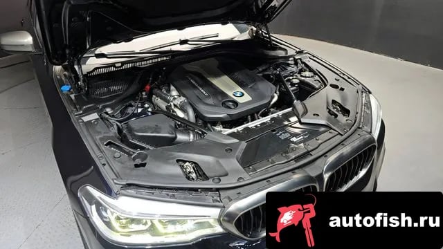 BMW 5-Series 5 Series (G30) 2018 года - вид 6