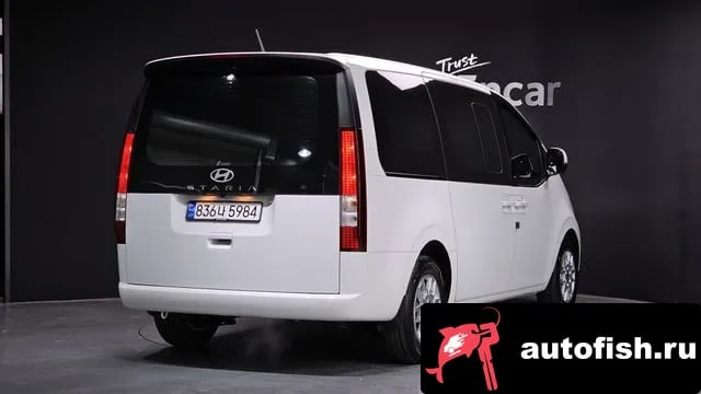 Hyundai Staria Staria 2024 года - вид 2