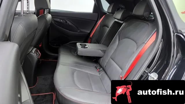 Hyundai i30 i30 (PD) 2019 года - похожие автомобили