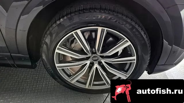 Audi Q8 Q8 (4M) 2021 года - вид 5