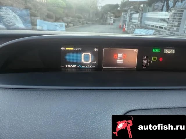 Toyota Prius Prius 4th Generation 2021 года - вид 4