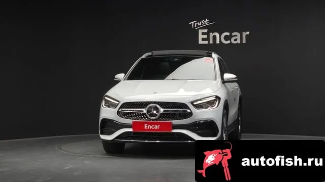 Mercedes-Benz GLA-Class GLA - Class H247 2020 года - вид 3