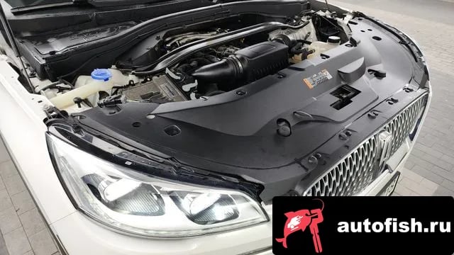 Lincoln Aviator Aviator 2nd generation 2021 года - вид 6